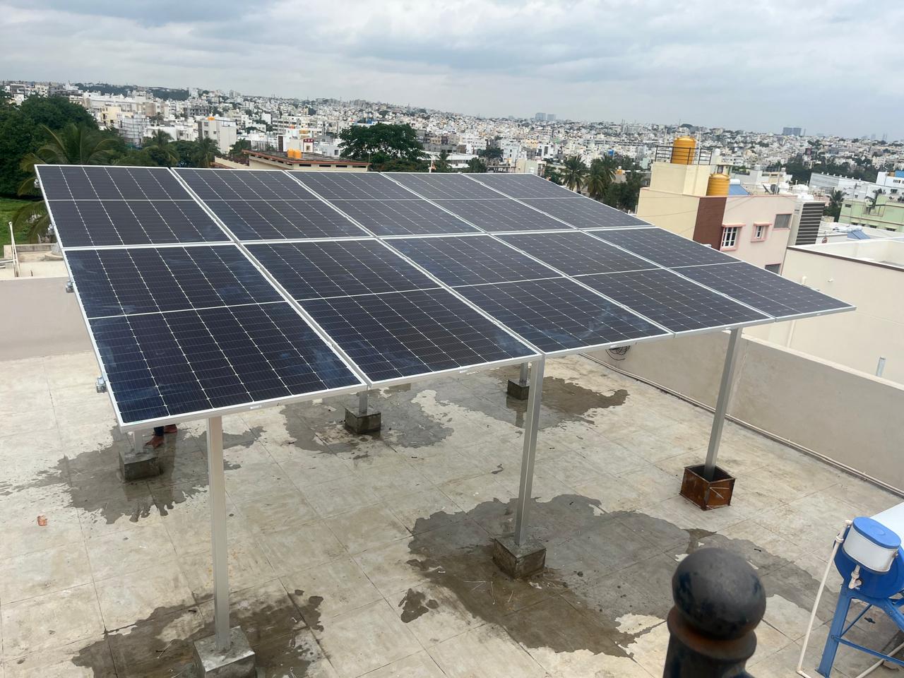 Smidzest solar rooftop solution